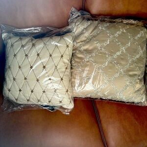 Waterford decorative pillows set of 2